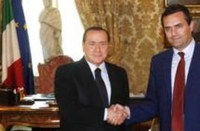 De Magistris, superiorità morale non c'è