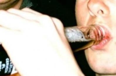 Potenza, vendono alcool a minorenne: sospeso locale in centro per 15 giorni
