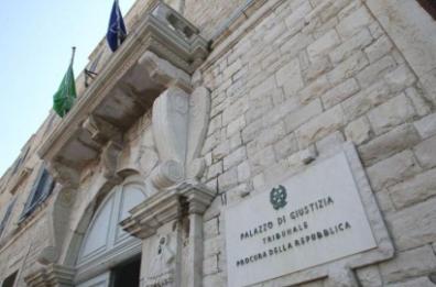 Giustizia, fascicoli e atti depositati in modalità «analogica» nella Procura di Trani 