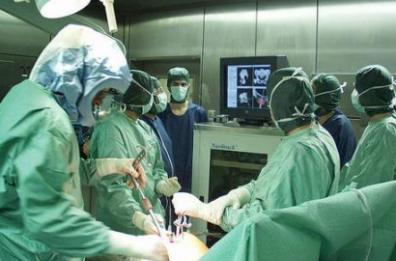 Manduria, 92enne positiva al Covid operata di endoprotesi all’anca: intervento concluso con succeso