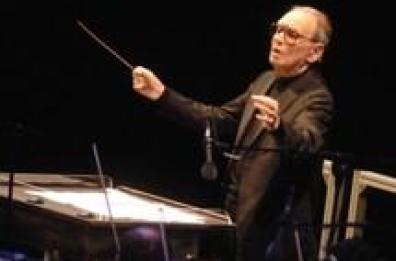 Giù la testa davanti al mito
Morricone, una vita da Oscar