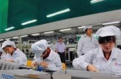 Cina: produzione industria +10% in 2013