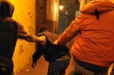Brindisi, due minori bullizzati dai coetanei, arrestati 2 adolescenti