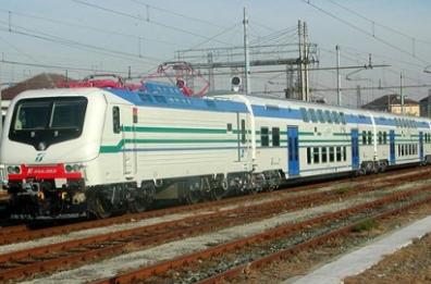 Portoghese picchia capotreno
Caos, cancellato un regionale