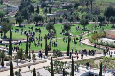 Emergenza coronavirus, a Brindisi riapre il parco: ma solo per gli autistici