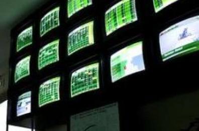 Bari, 31enne ferito
in un centro scommesse
