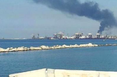 Taranto, allarme per una puzza gas ai quartieri Paolo VI e Tamburi