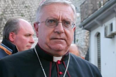 «Scorie nucleari e armi Chiesa pugliese in campo»