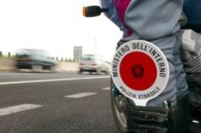 Autista bus gita scolastica leggermente brillo nel Foggiano: sostituito