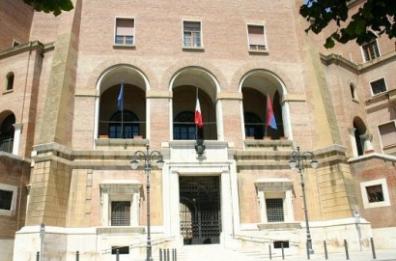Foggia, salvati 14 milioni per l’assistenza sociale: ok dal Consiglio 