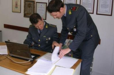 «Indagini Kentron» Arrestato Ritella sequestrati beni Il crac: svuotate le casse