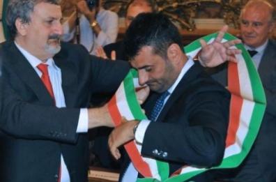Emiliano sugli abusivi a Bari
«I clan? Lo denunciai 5 anni fa»