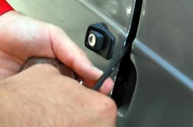 Allarme furti d’auto in Puglia: da FI una proposta di legge per pene più severe