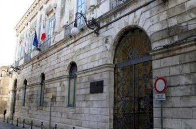 Lucera, oltre 700 contagi Covid: sindaco «chiude» il paese 