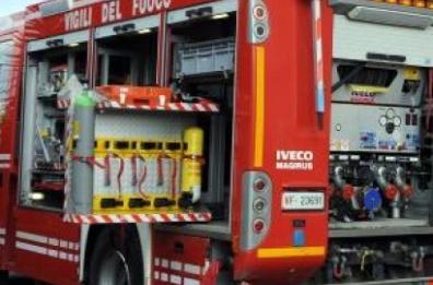 San Severo, incendio doloso distrugge chiosco nella villa comunale