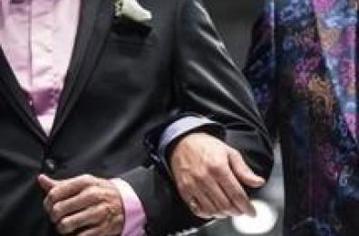 Bonus sposi in Puglia, l'accusa del Gay Center: «Dagli aiuti escluse coppie omosessuali». La replica: «Validi anche per unioni civili»