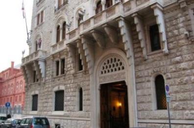 Bari, rubinetti a secco: disagi a Santo Spirito