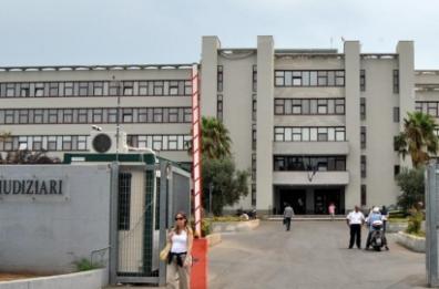 Mancano gli allegati
boss Bari torna libero