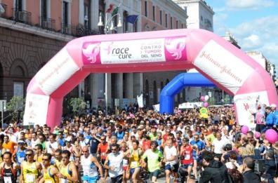 Tumori al seno: la pandemia non ferma la Race for the Cure che quest'anno «corre» sul web