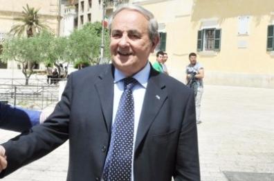 Matera, danneggiata auto
presidente consiglio comunale