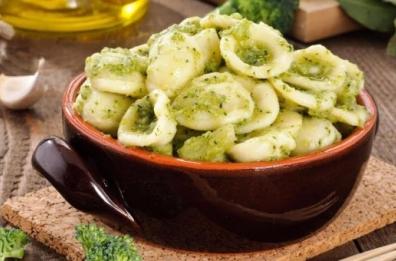 «Basta focaccia e orecchiette, è il momento di crescere a Bari»