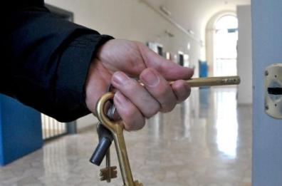 Puglia, Barone: «Fondi per le case famiglia protette dedicate a genitori in carcere»