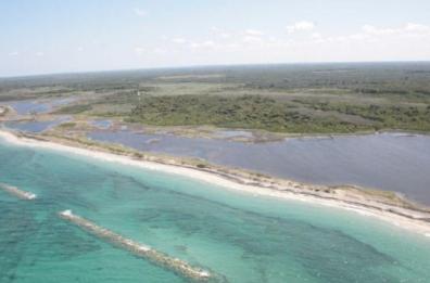 Lecce, l'abusivismo sfregia l'area protetta delle Cesine: in otto a processo