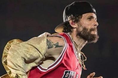 Jova Beach Party, la carica dei 30mila a Barletta