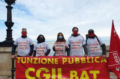 Sit-in di protesta per stabilizzare i lavoratori precari della Asl Bt