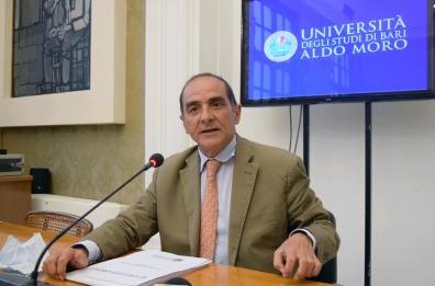 «Costruire un'università a misura di donna», parla il rettore dell'Università di Bari Stefano Bronzini