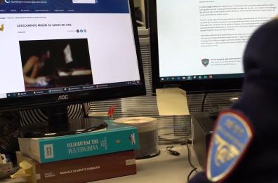 Pedopornografia online: polizia di Bari arresta 8 persone, altre 59 denunce. Nelle foto anche bimbi di un anno