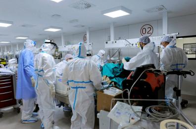 Covid letale per 2.850 baresi, ma i morti in più sono oltre 6mila 