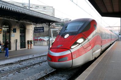 Sarà un treno dei desideri, l’Alta velocità sfugge ancora in Basilicata