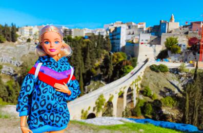 Alla scoperta della bellezza della Puglia con Barbie