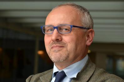 Il prof. Ferri: «Il settore calzaturiero soffrirà, il nostro agroalimentare di meno» 