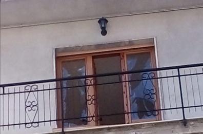 Viggianello, fuga di gas in casa: esplode vetrata, un ferito