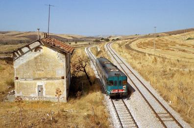 Linea ferroviaria Gioia-Altamura-Rocchetta-Lacedonia, al via il recupero storico