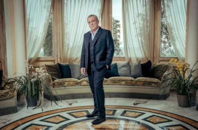 Amendola su Mediaset tra Bari e Monopoli con «Il patriarca»