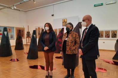 Alla Pinacoteca di Bari Di Terlizzi svela le «Orme di anime inquiete»