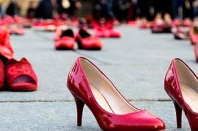 A Foggia «Facciamo rumore», in marcia contro la violenza sulle donne A Foggia «Facciamo rumore», in marcia contro la violenza sulle donne