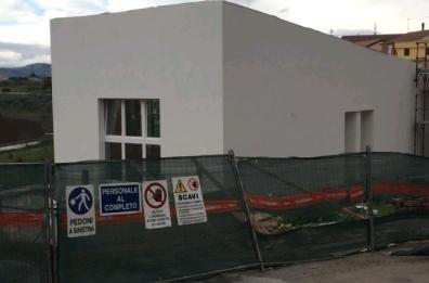 Potenza, il cantiere del centro antiviolenza in totale abbandono