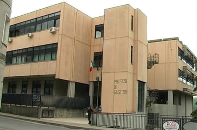 Truffe su polizze assicurative, assolti 55 imputati a Lagonegro