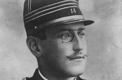 Gli intellettuali e la guerra: maschere in tragedia 
