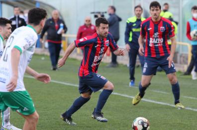 Taranto, scoppia il focolaio Covid: 26 tesserati sono positivi. Altri match a rischio