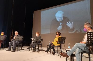 Il teatro lancia la sfida agli enti pubblici: «Cambiamo il territorio con la cultura». Progetto pioniere a Manfredonia