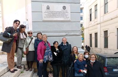 Brindisi ricorda le storie di Clodia e Marta con una targa alla memoria