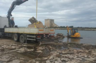 Abusivismo edilizio: smantellate e demolite opere nell'area di Porto Cesareo