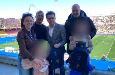 Lecce, una famiglia ucraina ospitata allo stadio dai dirigenti salentini