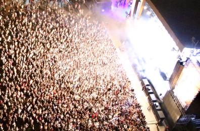 Medimex, la grande musica torna a Bari e Taranto: concerti di Nick Cave & The Bad Seeds e dei Chemical Brothers