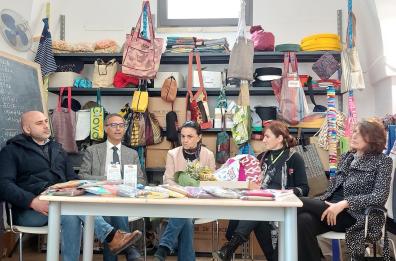 Le borse «Made in carcere» nei supermercati di Puglia e Basilicata